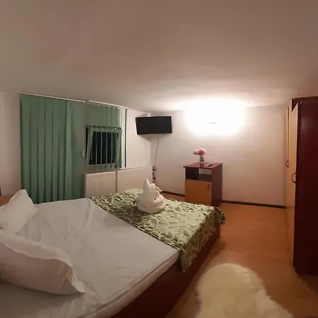 Trei Brazi 39 3* Predeal